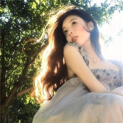 街角的童话封面