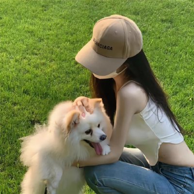 七位女俘虏封面
